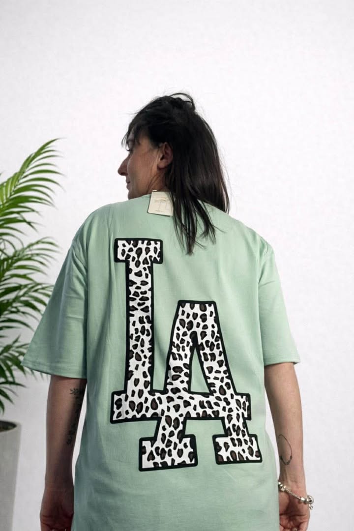 T-shirt LA (plusieurs coloris)