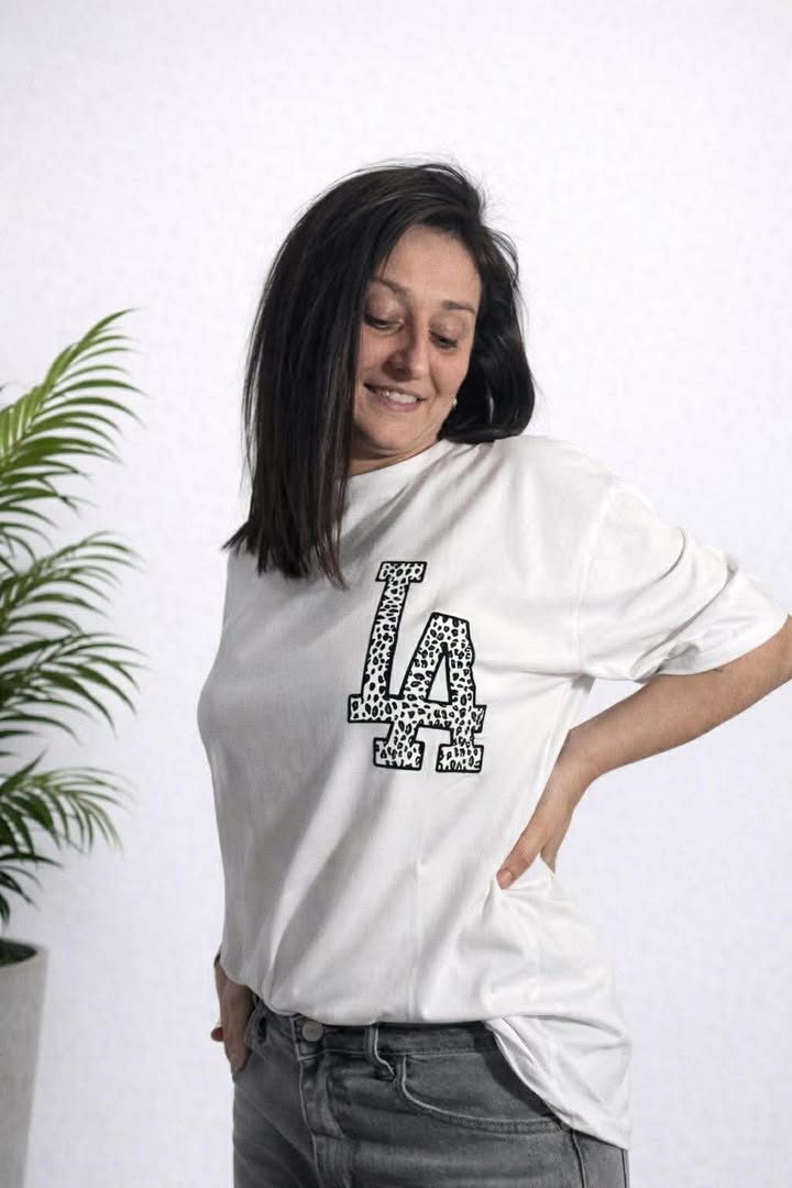 T-shirt LA (plusieurs coloris)
