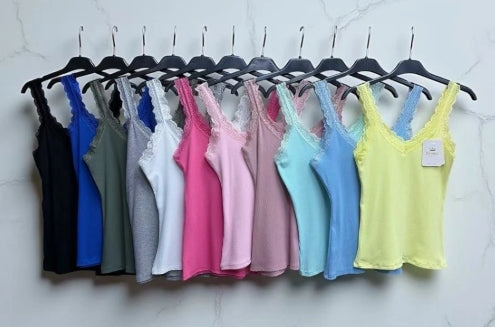 Top Dentelle (plusieurs coloris)