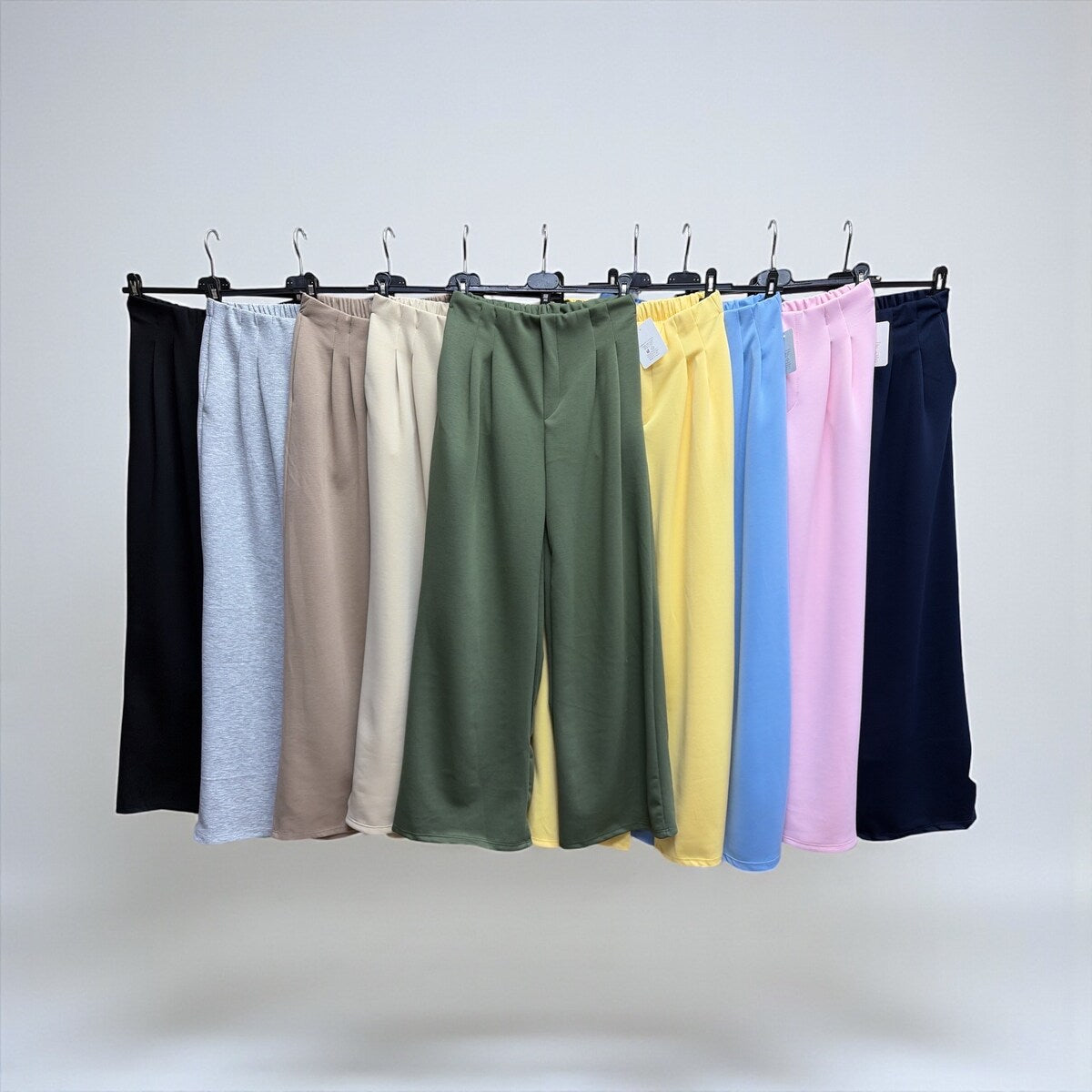 Pantalon avec plis